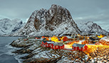 Montagne Hamnoy et Lilandstinden à Reine dans les îles Lofoten